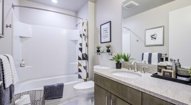 Via 6 in Seattle, WA - Building Photo - Building Photo