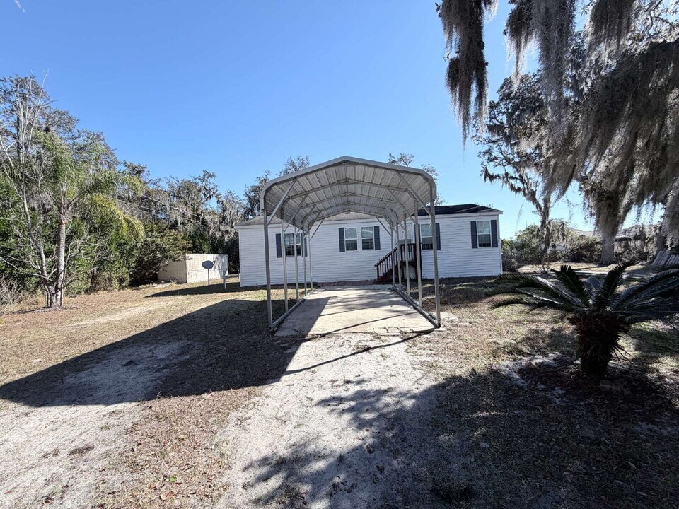 2974 Hickory Rd in Auburndale, FL - Building Photo