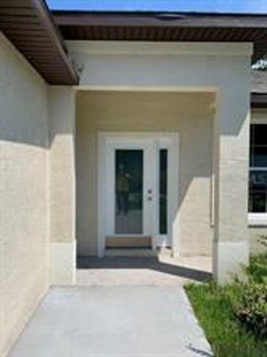 27 Pony Express Dr-Unit -Unit A in Palm Coast, FL - Building Photo