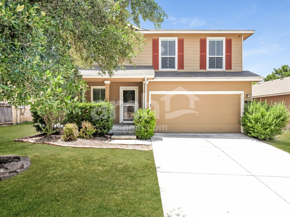 164 Quiet Elk in San Antonio, TX - Building Photo