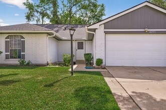 16355 Sierra Grande Dr, Unit 04112 in Houston, TX - Building Photo - Building Photo