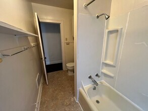 2391-2395 Neil Ave-Unit -2395 Neil Ave. in Columbus, OH - Building Photo - Building Photo