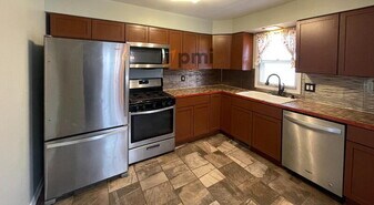 6805 Jackson Ave in Hammond, IN - Building Photo