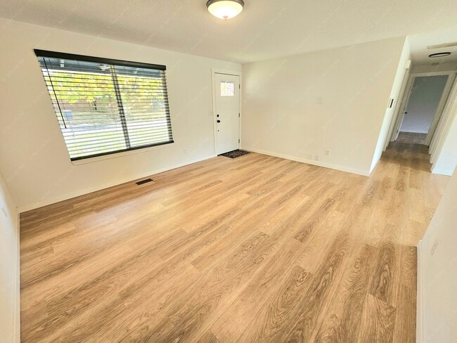 7739 SE 101st Ave in Portland, OR - Building Photo - Building Photo