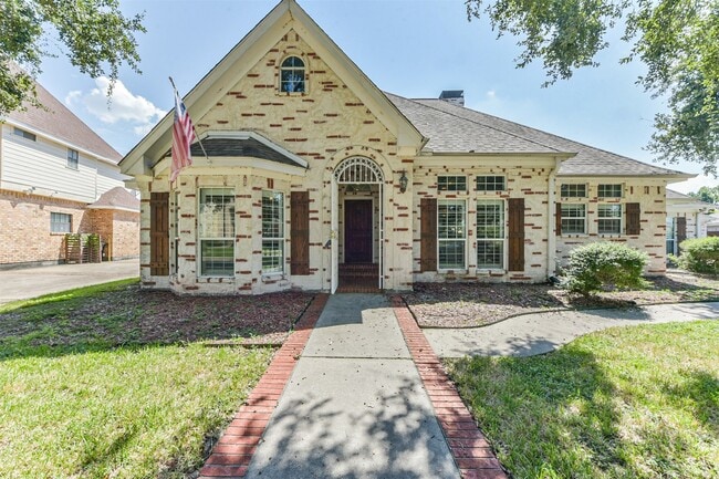 263 Wood Loop St