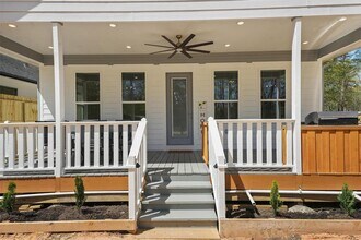200 Canary St in Pointblank, TX - Building Photo - Building Photo