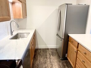 2020 W Plum St in Fort Collins, CO - Foto de edificio - Building Photo