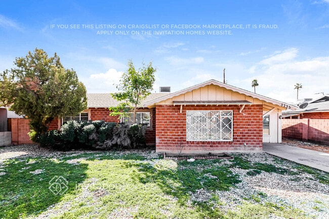 property at 3735 W Rose Ln