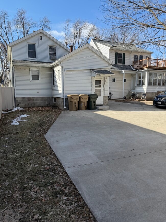 145 N Franklin St in Madison, WI - Foto de edificio - Building Photo