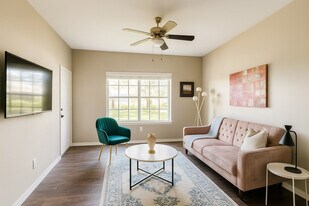 6225 Saratoga Blvd in Corpus Christi, TX - Building Photo