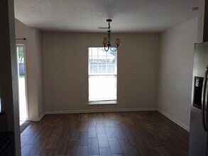 5226 Moore Loop in Crestview, FL - Building Photo - Building Photo