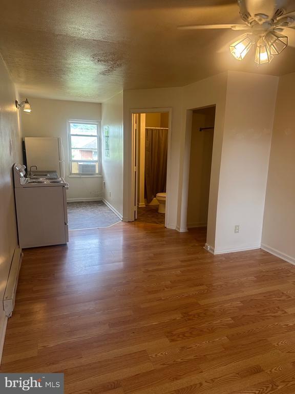 270 WASHINGTON ST N #C C in Berkeley Springs, WV - Building Photo - Building Photo