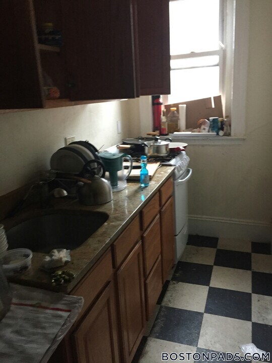 204 Hemenway St in Boston, MA - Building Photo