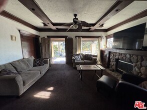 147 N Dillon St in Los Angeles, CA - Building Photo - Building Photo