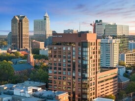 122 N Harrington St in Raleigh, NC - Building Photo