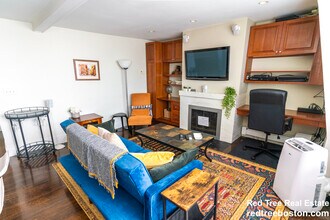 61 West Cedar St, Unit 3 in Boston, MA - Building Photo - Building Photo