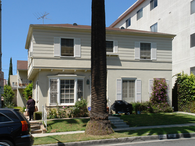 149 S Palm Dr in Beverly Hills, CA - Foto de edificio - Building Photo