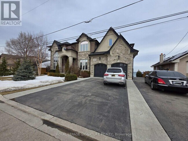 property at 38 Seabreeze Crescent