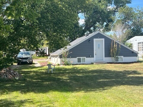 224 S Gibson St in Hay Springs, NE - Building Photo - Building Photo