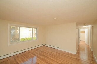 19 Crossman St in Boston, MA - Foto de edificio - Building Photo