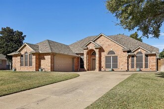 2615 Wild Ivy Trail in Mansfield, TX - Building Photo - Building Photo