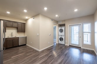 The Irving in Denver, CO - Foto de edificio - Interior Photo