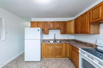 419 New River Dr in Jacksonville, NC - Building Photo - Building Photo