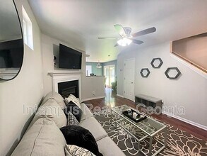 238 Oak Grove Way in Acworth, GA - Building Photo - Building Photo