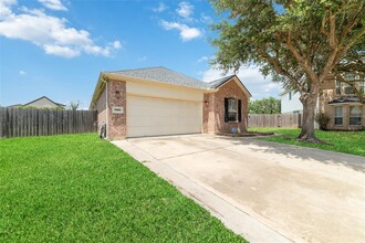 17806 Woodsburgh Ln in Cypress, TX - Building Photo - Building Photo