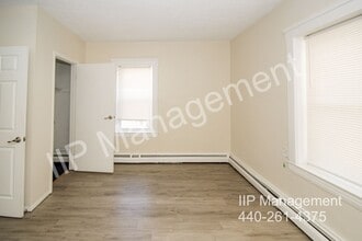 1609 Lakewood Ave in Lakewood, OH - Building Photo - Building Photo