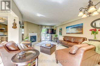 7228 Pallett Ct in Mississauga, ON - Building Photo - Building Photo