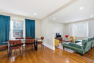 706 Metropolitan Ave, Unit 1 in Boston, MA - Building Photo - Building Photo