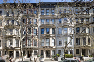 29 W 85th St in New York, NY - Foto de edificio - Primary Photo