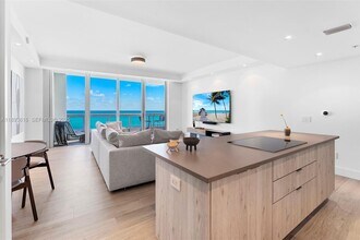 6899 Collins Ave in Miami Beach, FL - Building Photo - Building Photo