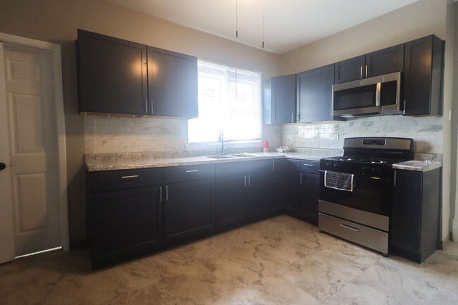 property at 1327 Roosevelt St