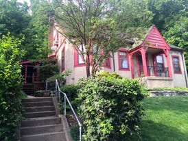 516 Probasco St, Unit 1 in Cincinnati, OH - Building Photo