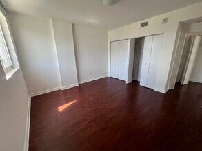 241 NE 27th St, Unit A1 in Miami, FL - Building Photo - Building Photo