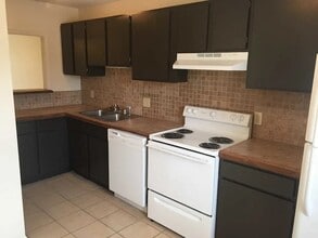 Green Ridge Apartments in Leesville, LA - Building Photo - Building Photo