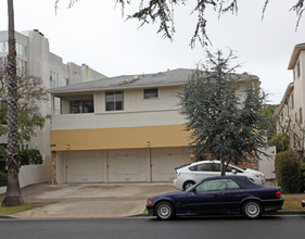 938 9th St in Santa Monica, CA - Building Photo - Building Photo