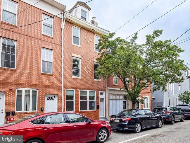 161 Brown St in Philadelphia, PA - Building Photo - Building Photo