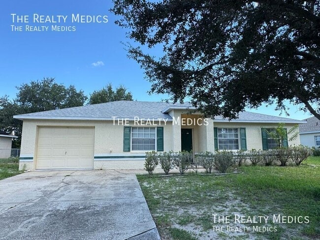 123 Mohawk Cir in Auburndale, FL - Building Photo - Building Photo