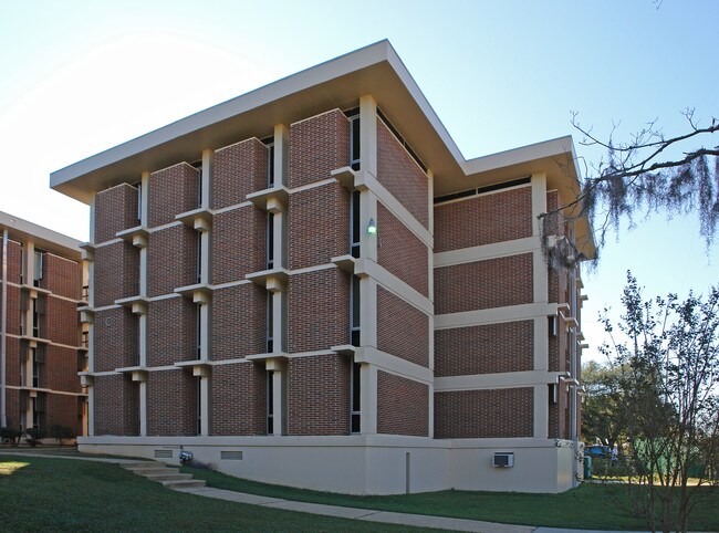 Paddy Fote Housing Center in Tallahassee, FL - Building Photo - Building Photo