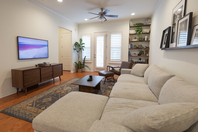 1115 Kinney Ave, Unit #11 in Austin, TX - Building Photo - Building Photo