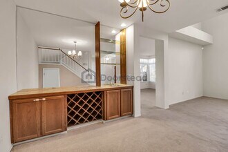 2639 Heritage Park Cir in San Jose, CA - Foto de edificio - Building Photo