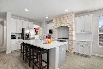 100 Arrowhead Trail in Cedar Park, TX - Building Photo - Building Photo