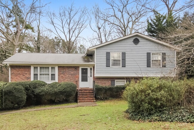 property at 194 Stone Mill Ln NW