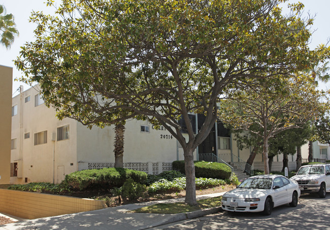 Osage Court Apartments in Torrance, CA - Foto de edificio - Building Photo