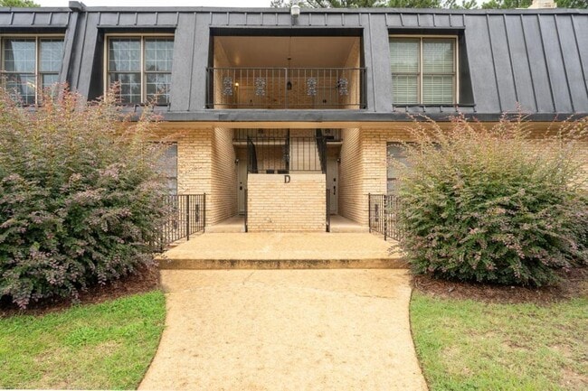 1745 Jack Warner Pkwy in Tuscaloosa, AL - Building Photo - Building Photo