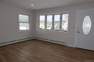 93 4th Ave in East Rockaway, NY - Building Photo - Building Photo