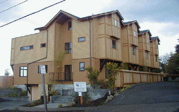 4500 Palatine Ave N in Seattle, WA - Building Photo - Building Photo